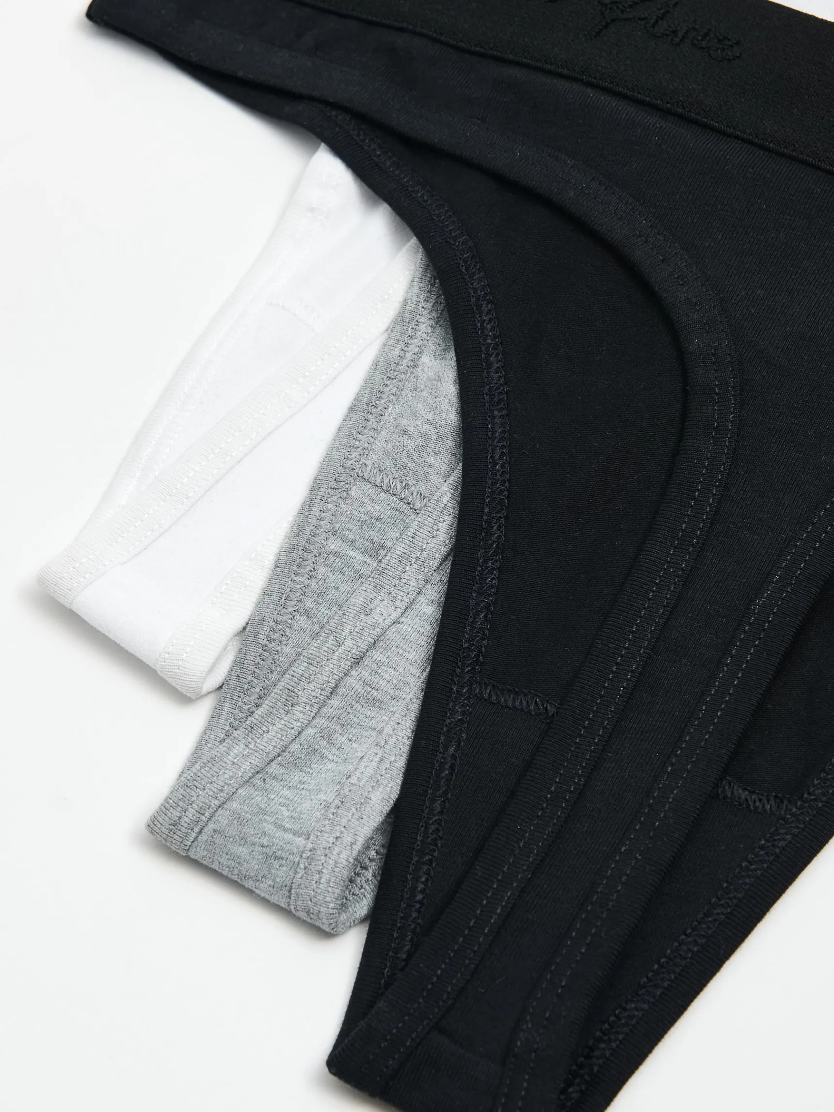 Sale Cropp 3 pack majtek thong wielobarwny