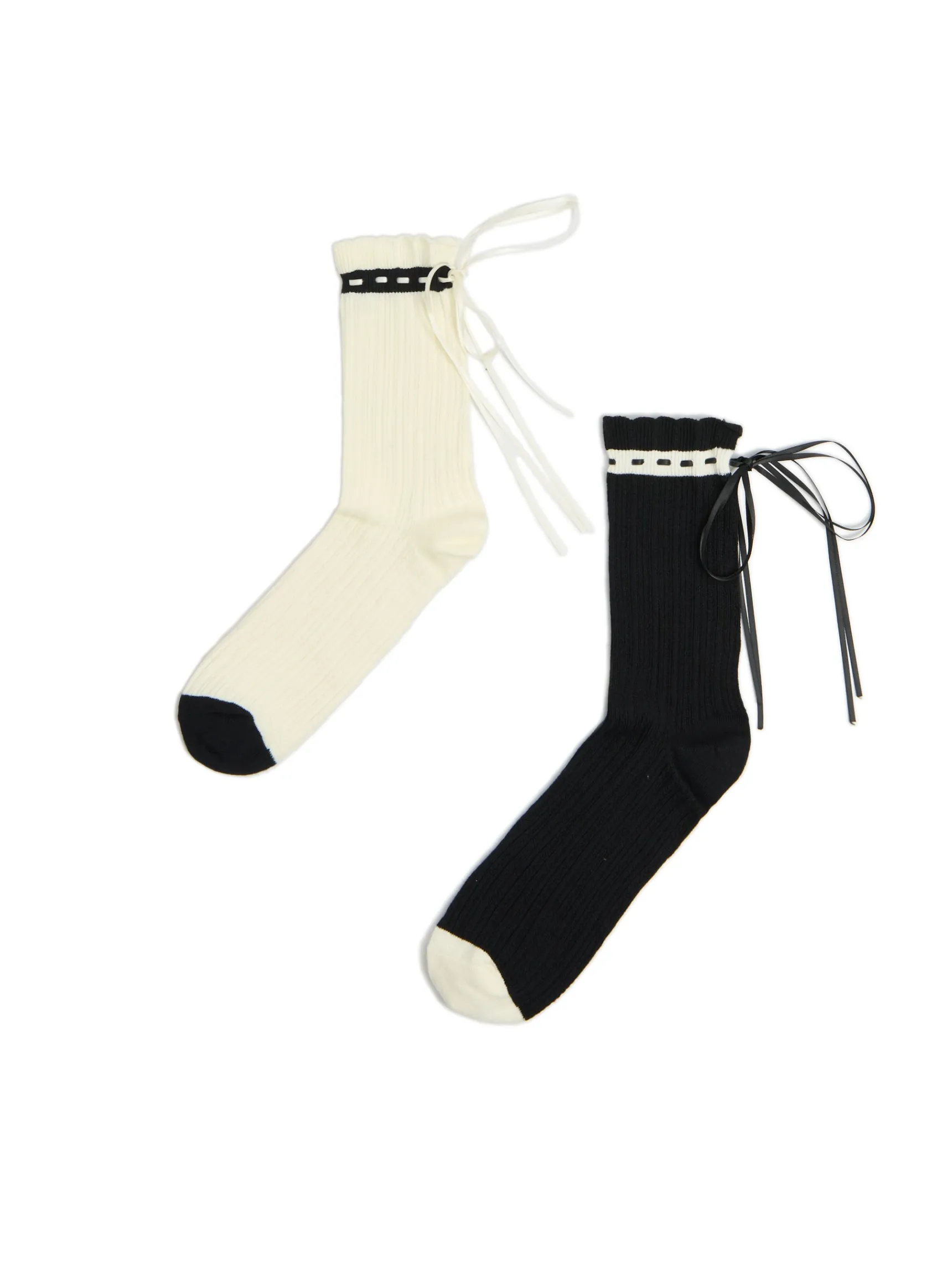 Sale Cropp 2 pack skarpetek ze wstążkami kremowy