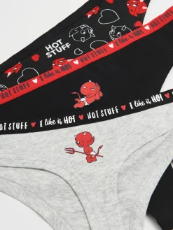 Online Cropp 3 pack stringów Hot Stuff The Lttle Devil czarny