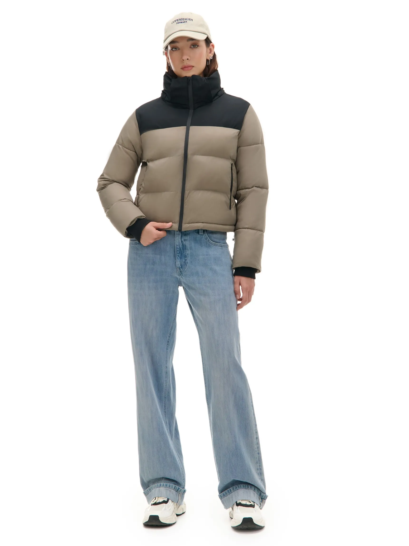 Sale Cropp Beżowa kurtka puffer z czarnym karczkiem beżowy