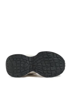 New Cropp Beżowe sneakersy z odblaskowymi elementami beżowy