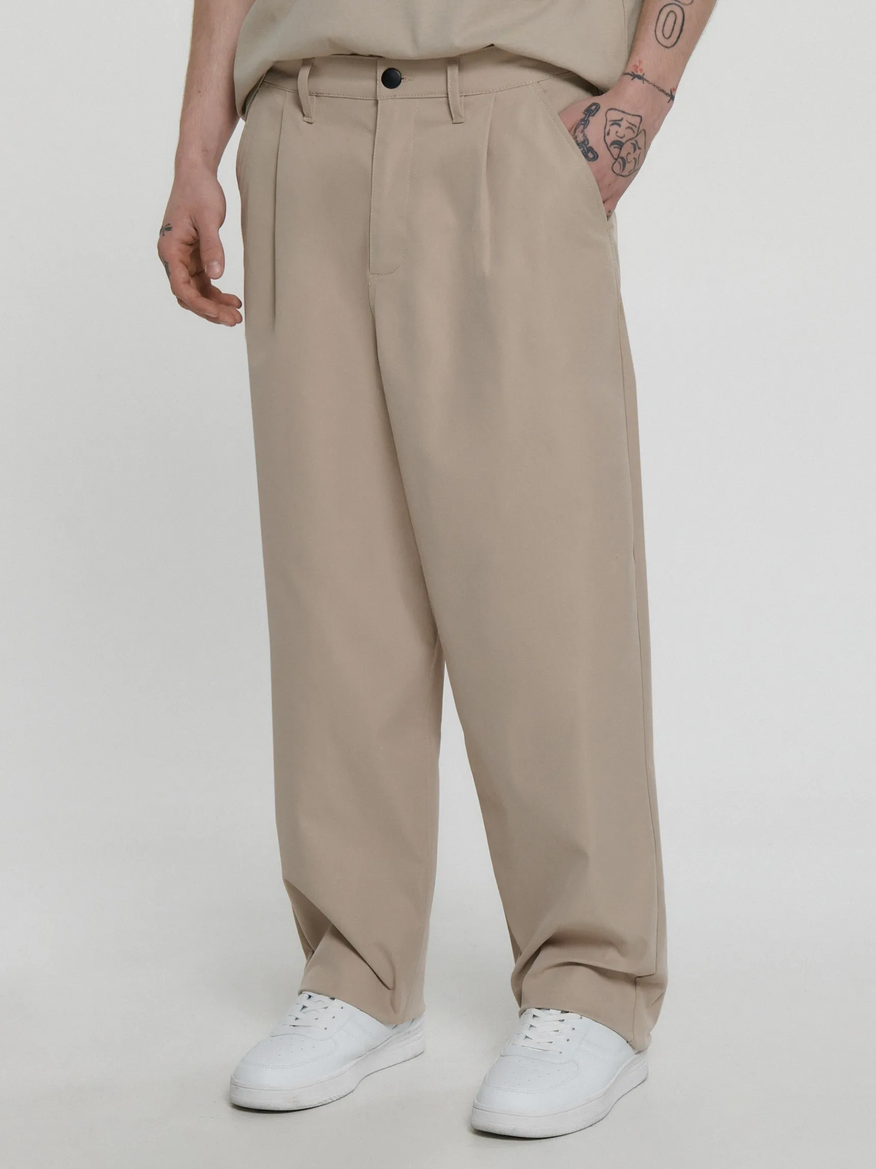 Clearance Cropp Beżowe spodnie loose ADU.LTD beżowy