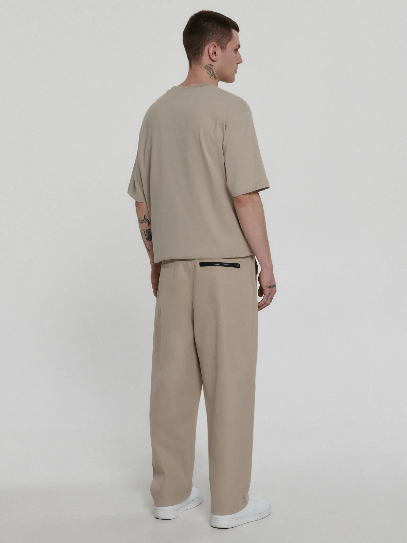 Clearance Cropp Beżowe spodnie loose ADU.LTD beżowy