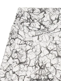Sale Cropp Biała bluza hoodie z nadrukiem all over biały