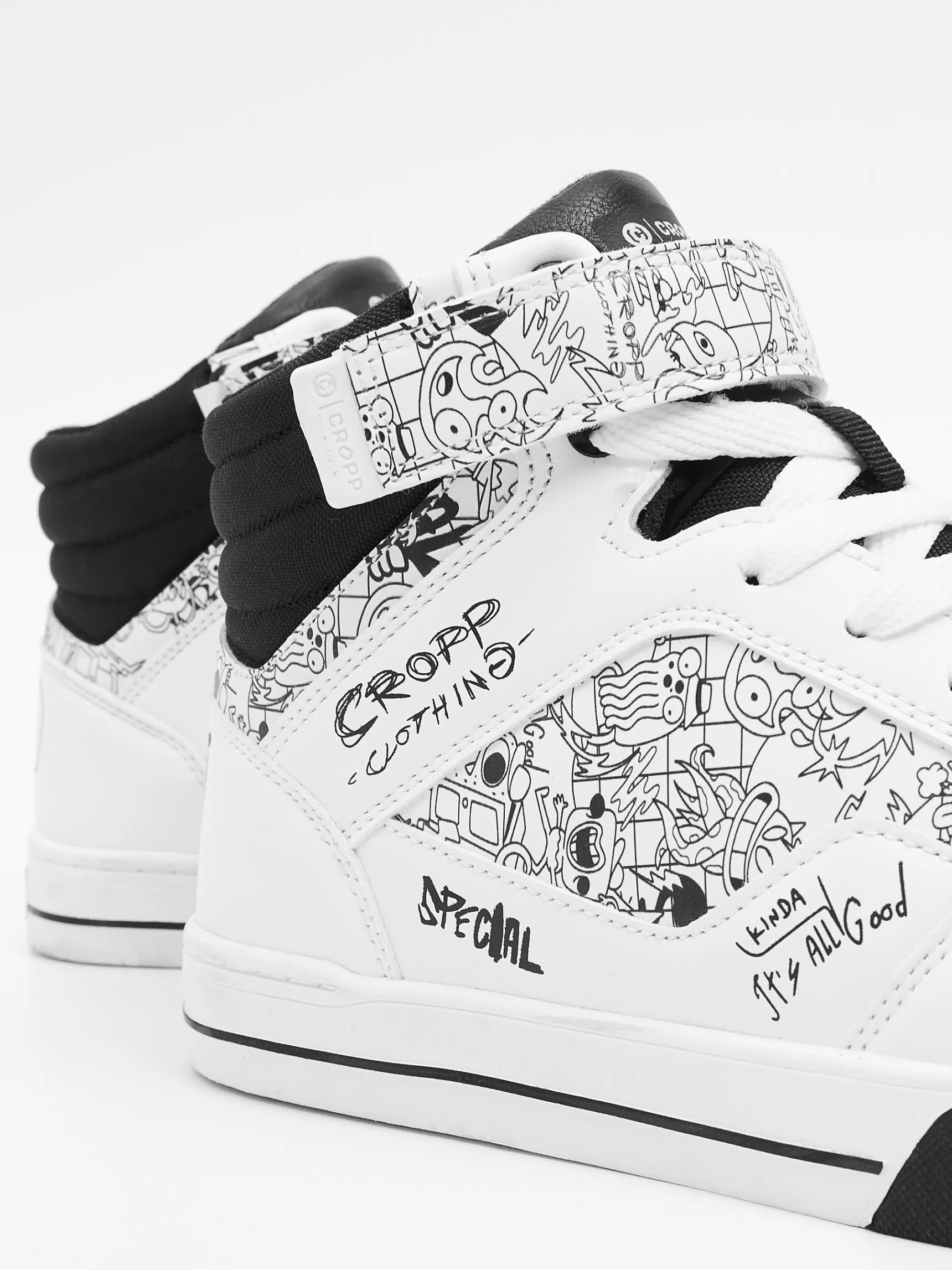 New Cropp Białe sneakersy z komiksowym nadrukiem biały