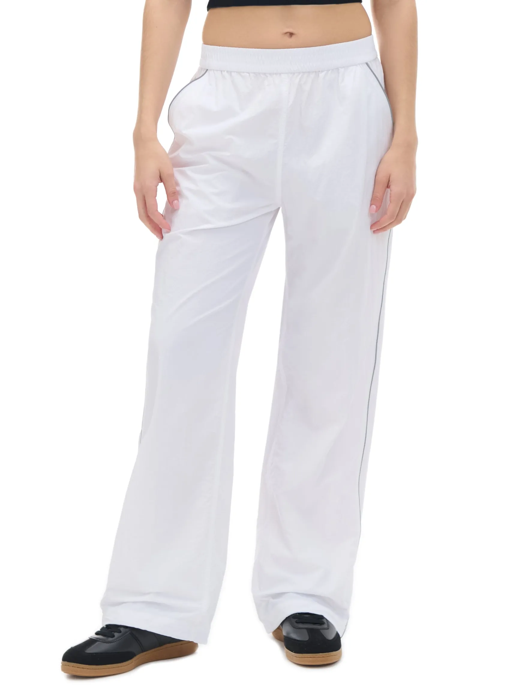 Clearance Cropp Białe spodnie jogger biały