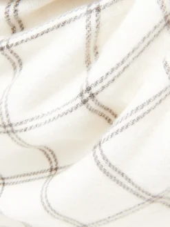 Online Cropp Biały szalik w kratę z frędzlami beżowy
