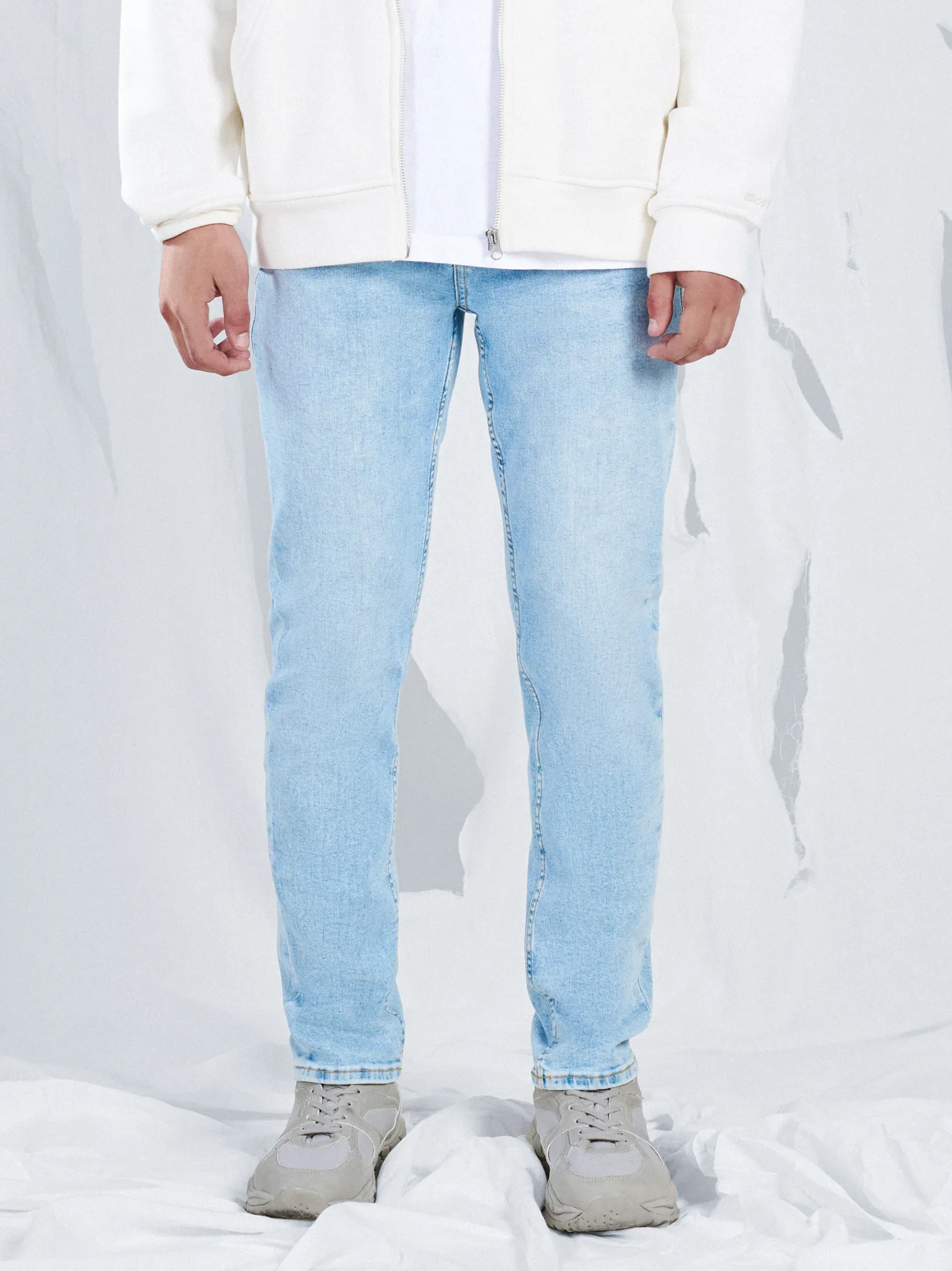 Hot Cropp Błękitne jeansy slim niebieski