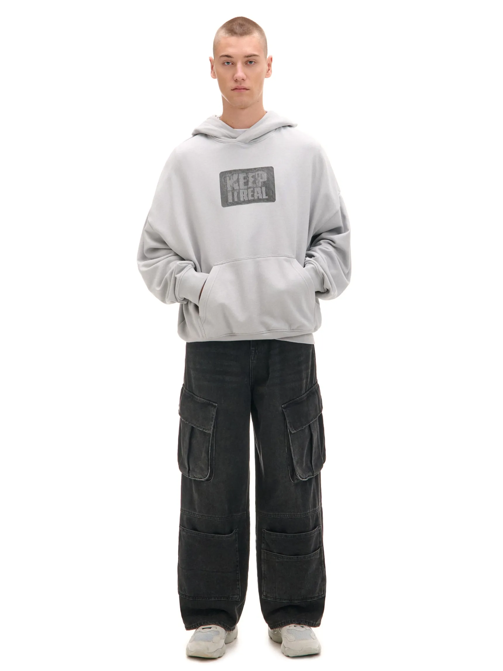 Outlet Cropp Bluza z napisem Keep It Real jasnyszary