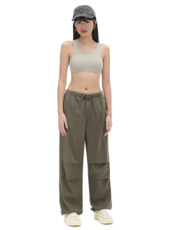 Sale Cropp Ciemnozielone jeansy parachute zielony
