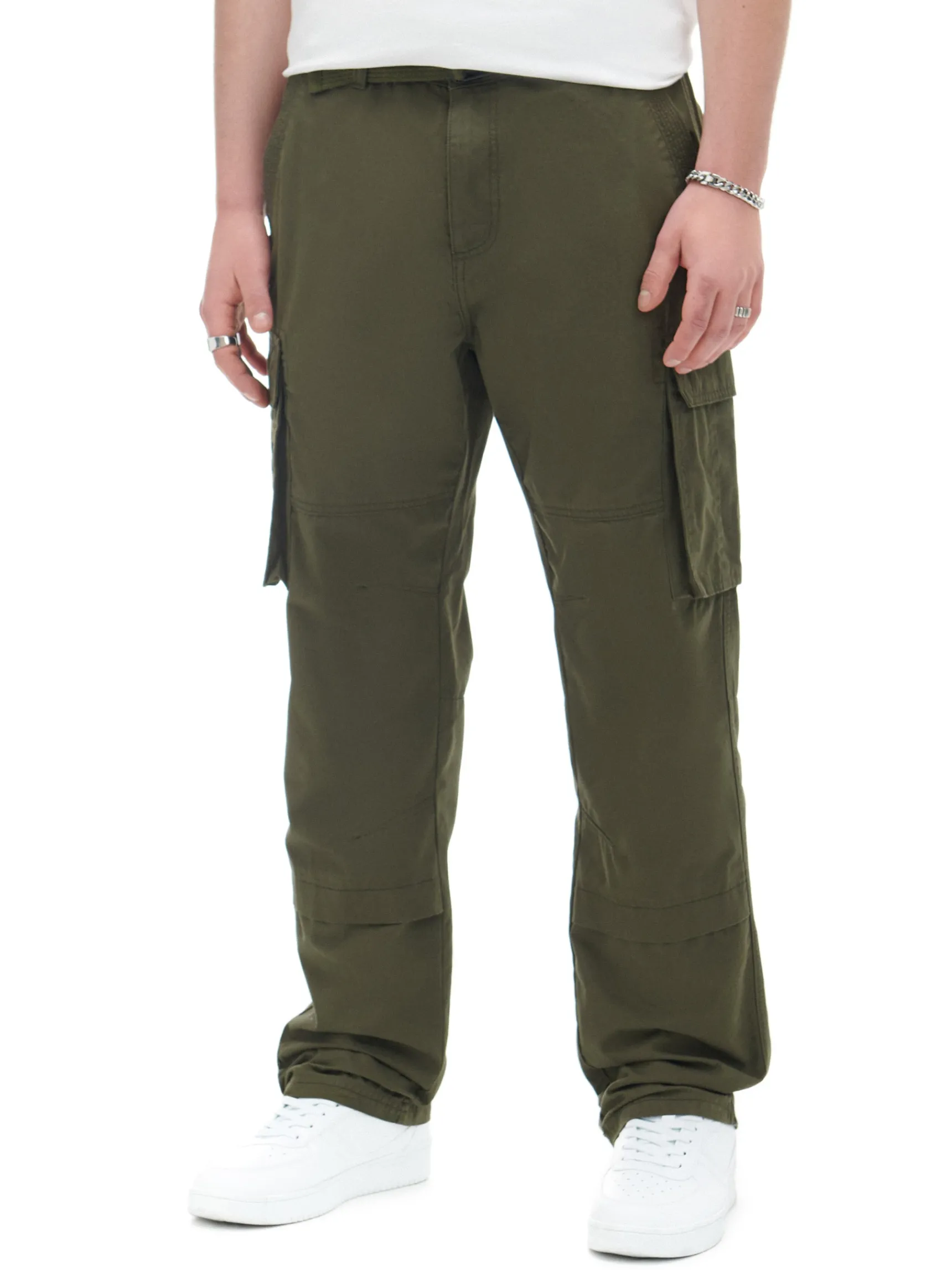 Outlet Cropp Ciemnozielone spodnie comfort z paskiem zielony