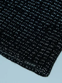 Outlet Cropp Czapka beanie z drobnym nadrukiem czarny