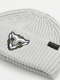 Best Cropp Czapka beanie z naszywką Arcane beżowy