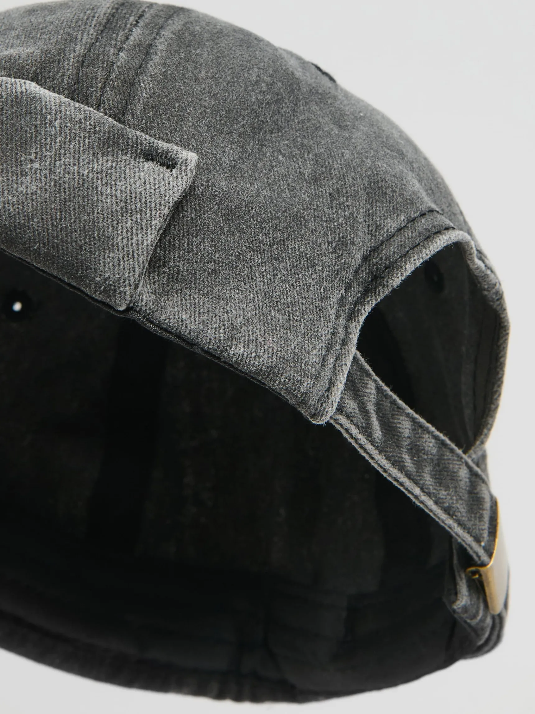 Clearance Cropp Czapka dockerka z efektem sprania szary
