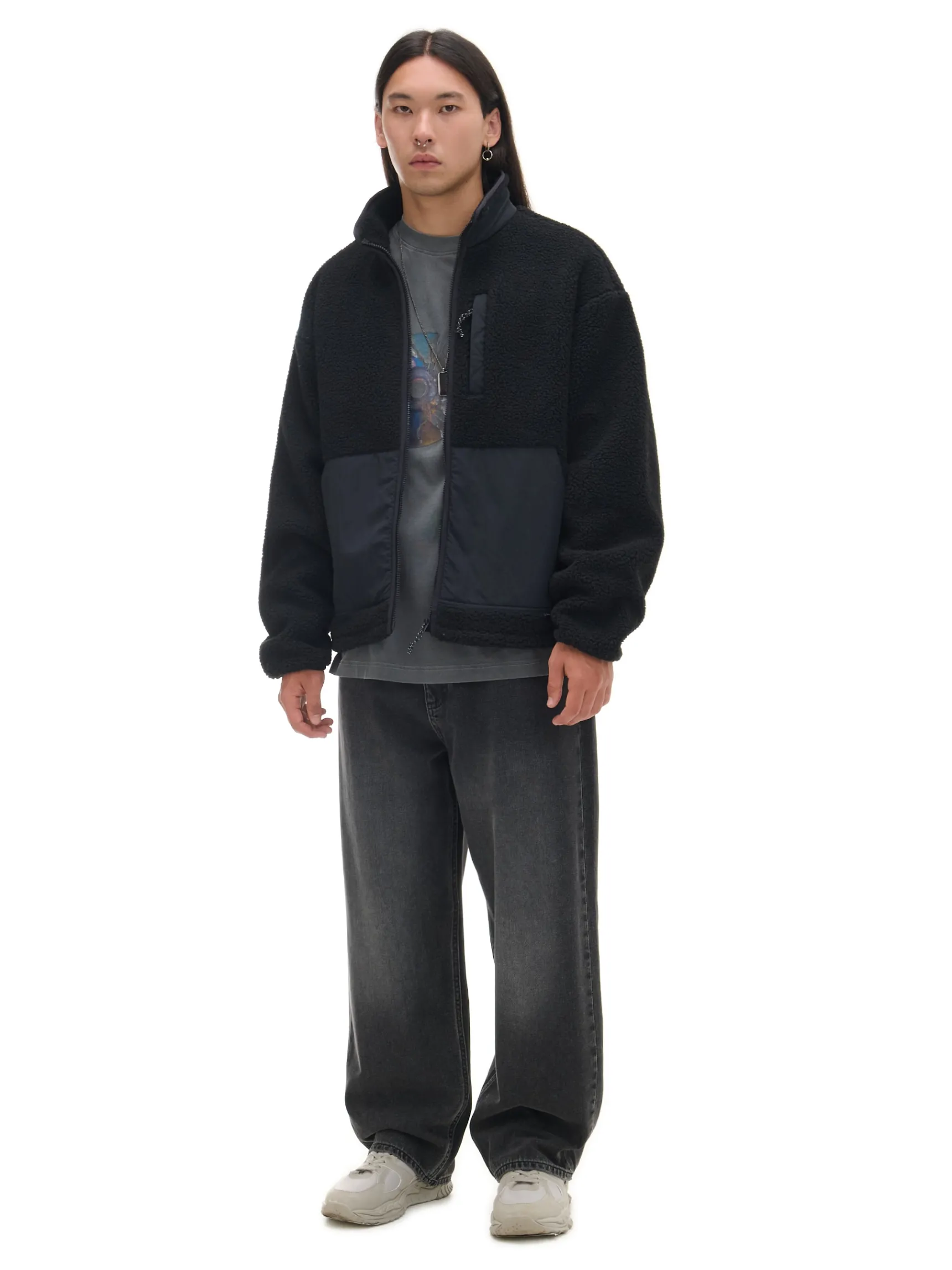 Outlet Cropp Czarna bluza sherpa czarny