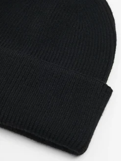 Clearance Cropp Czarna czapka beanie z dodatkiem wiskozy czarny