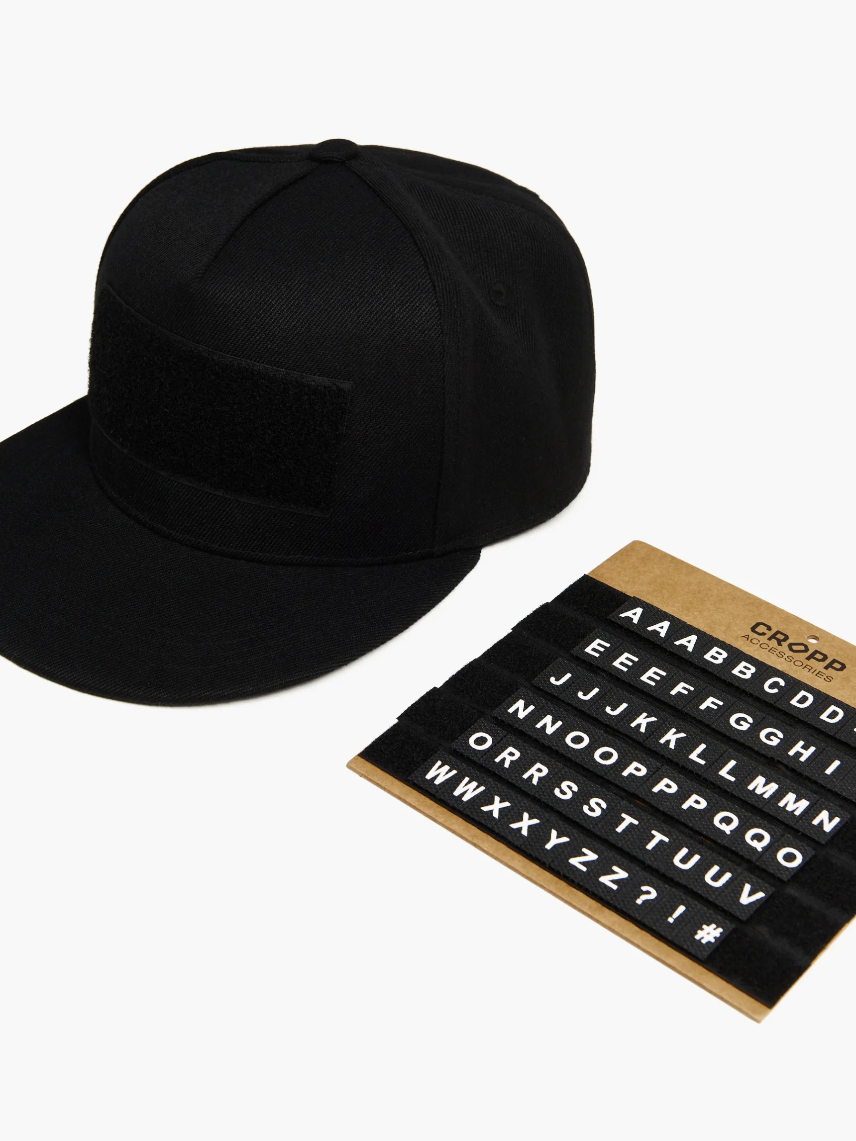 New Cropp Czarna czapka snapback czarny
