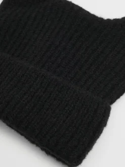 Outlet Cropp Czarna czapka z kocimi uszkami czarny