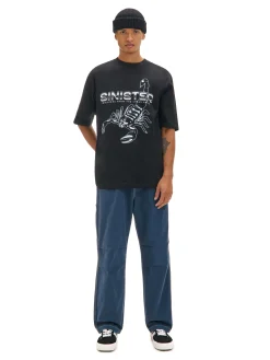 Fashion Cropp Czarna koszulka ze skorpionem czarny