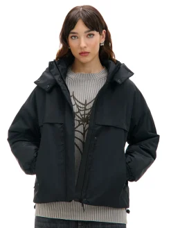 Sale Cropp Czarna kurtka anorak z kapturem czarny