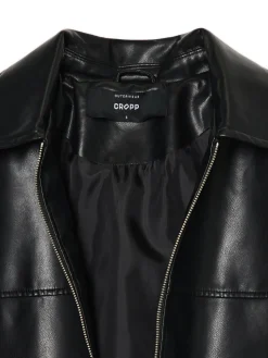 Online Cropp Czarna kurtka bomber ze sztucznej skóry czarny