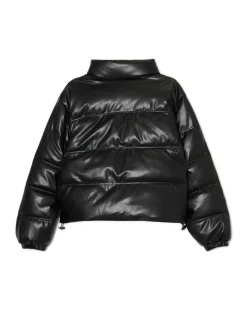 New Cropp Czarna kurtka puffer z efektem skóry czarny