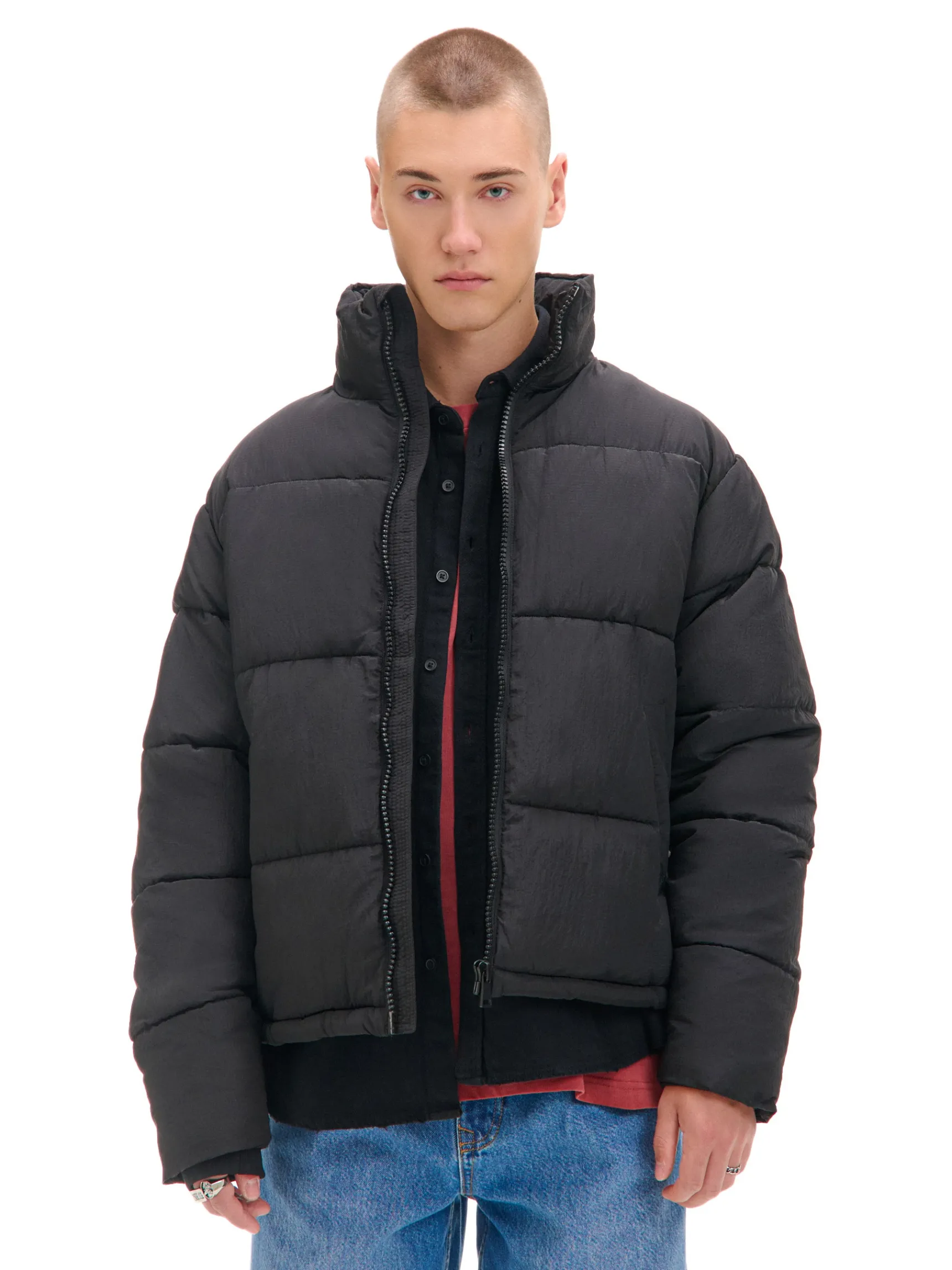 Outlet Cropp Czarna kurtka puffer ze stójką czarny