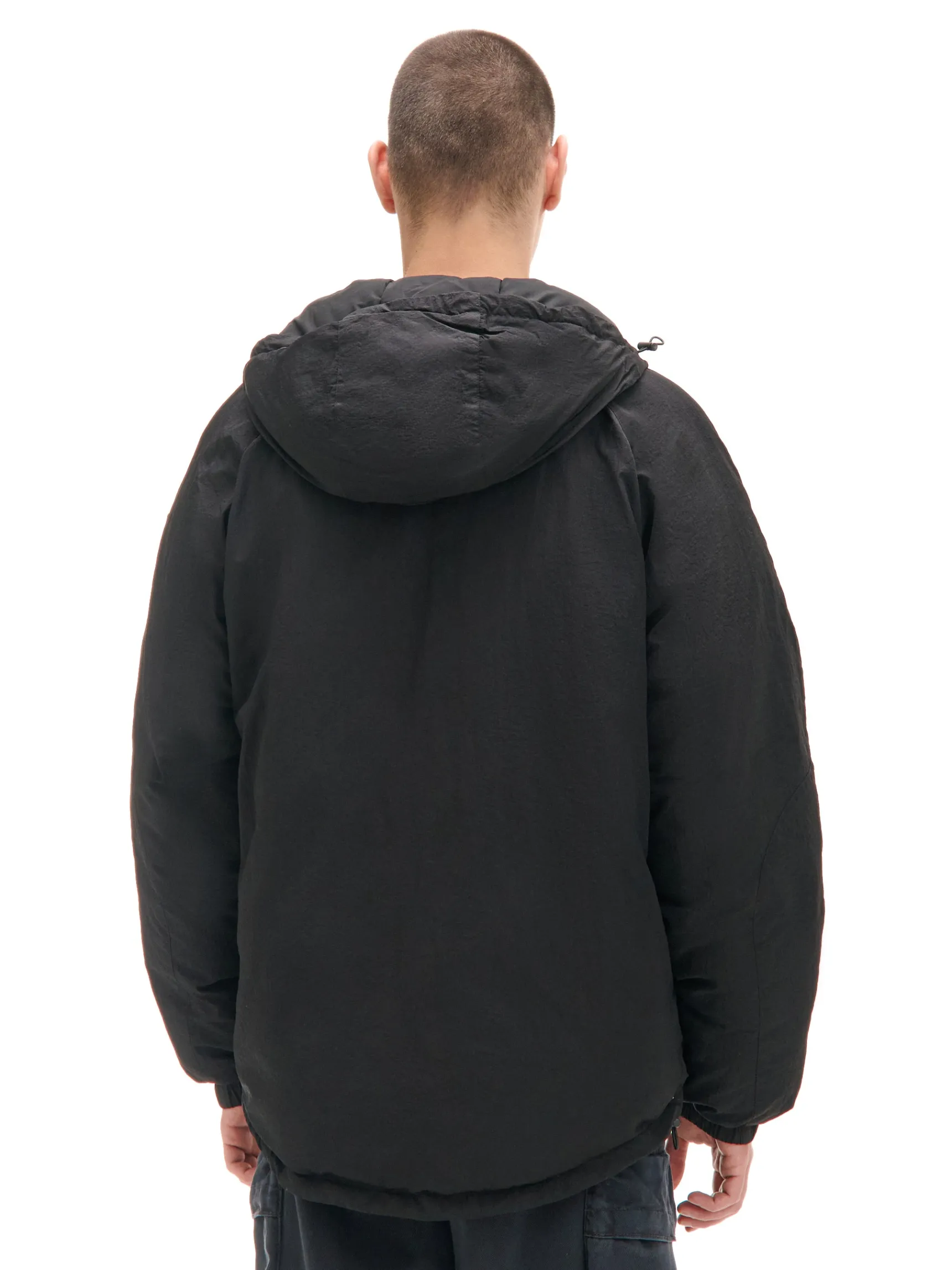 Discount Cropp Czarna kurtka z kapturem czarny