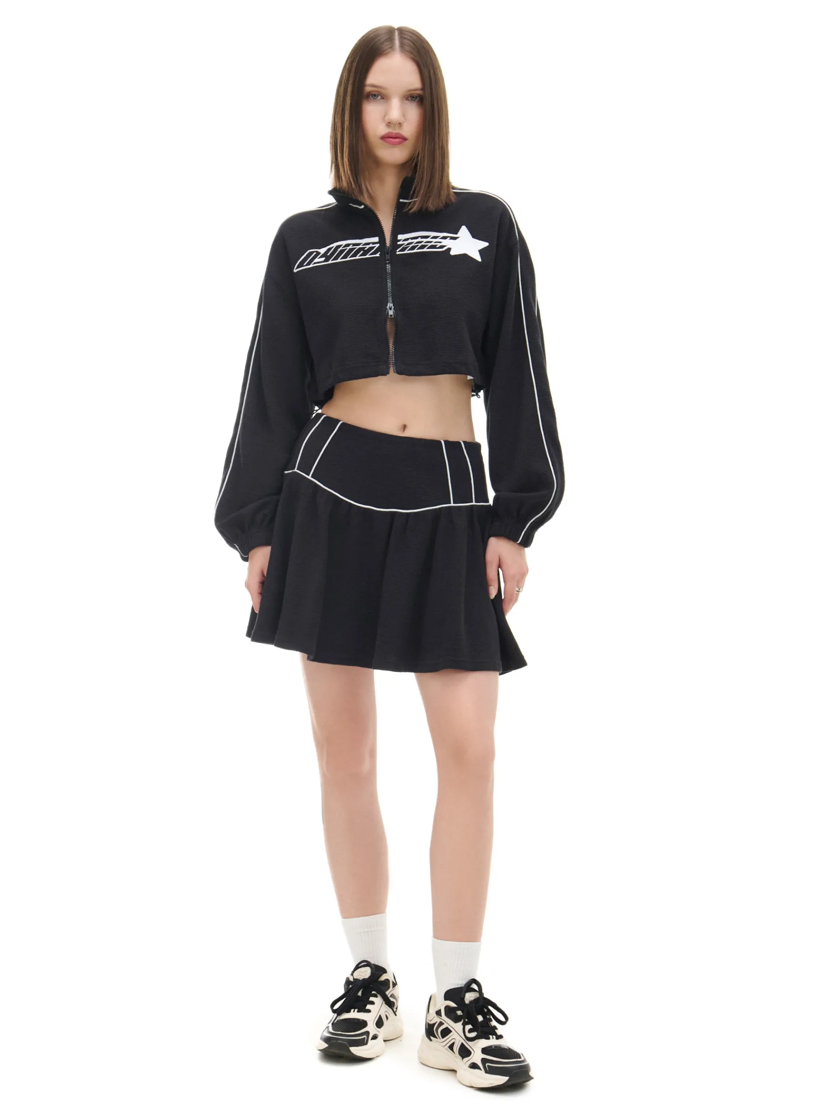 Online Cropp Czarna rozpinana bluza crop czarny