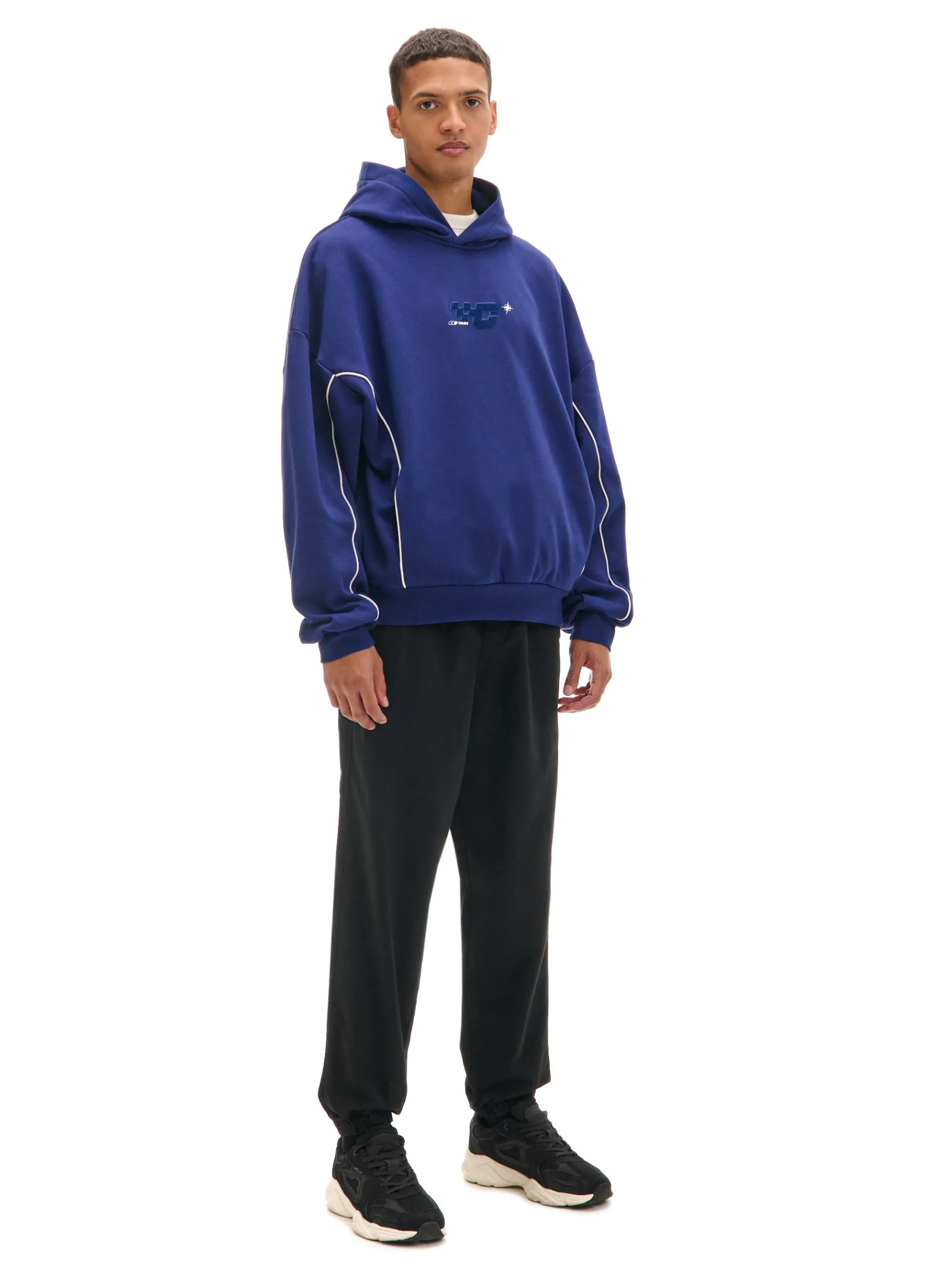 Clearance Cropp Czarne dresowe joggery loose czarny