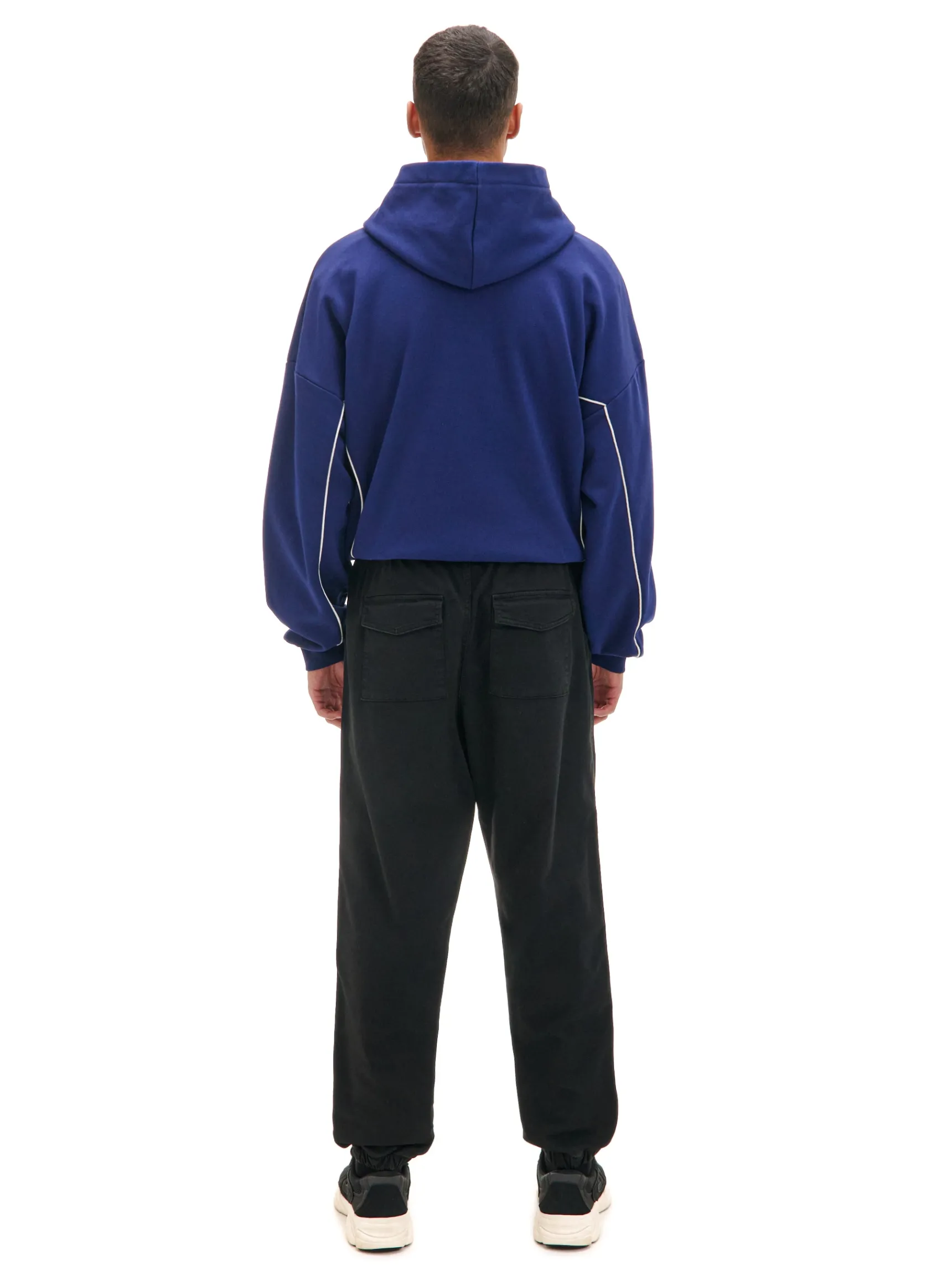 Clearance Cropp Czarne dresowe joggery loose czarny