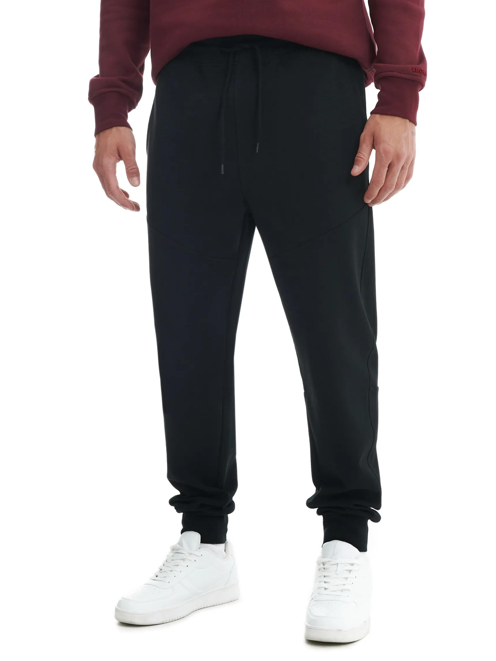Best Cropp Czarne dresowe joggery regular czarny