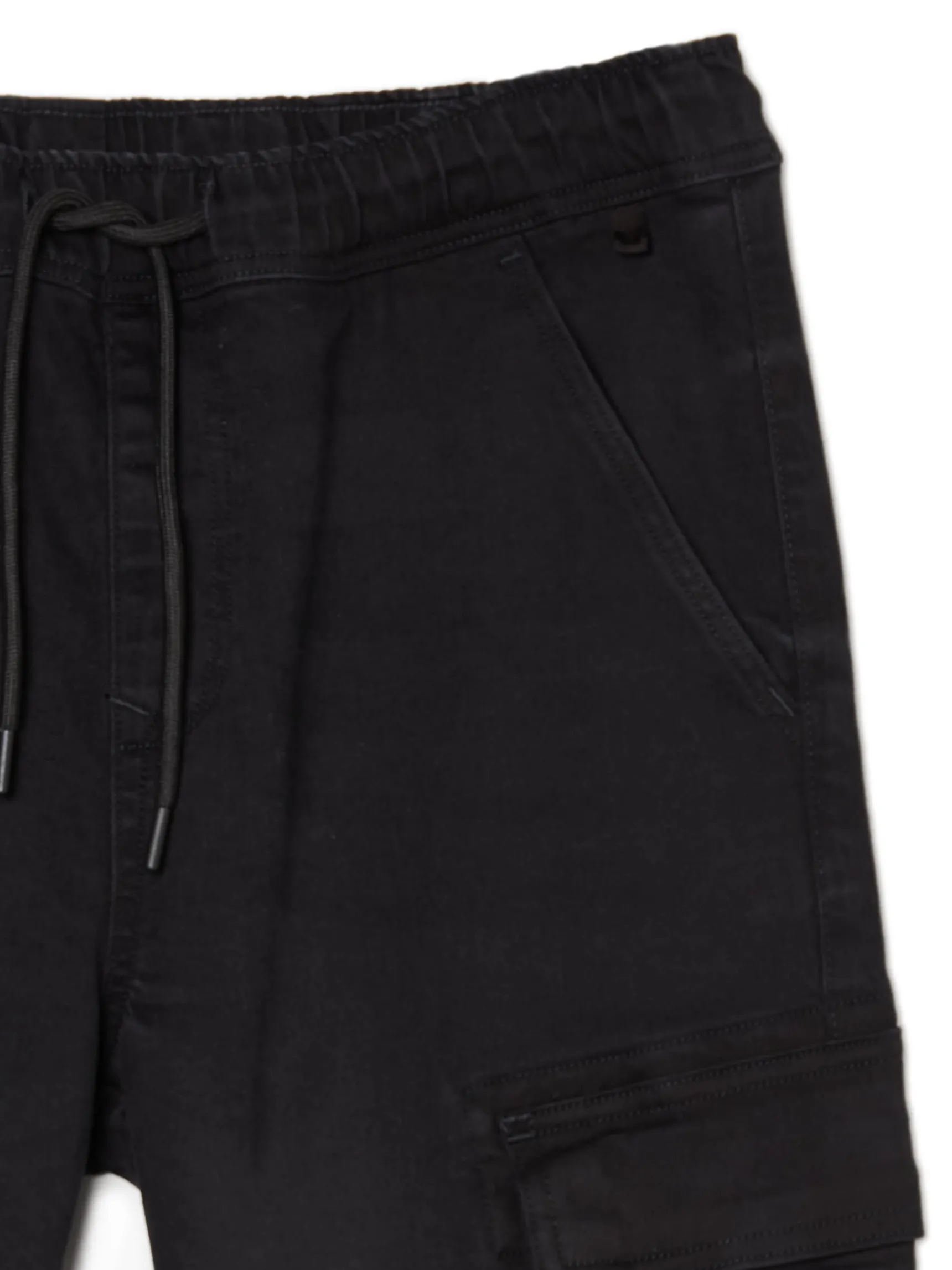 Outlet Cropp Czarne jeansowe joggery czarny