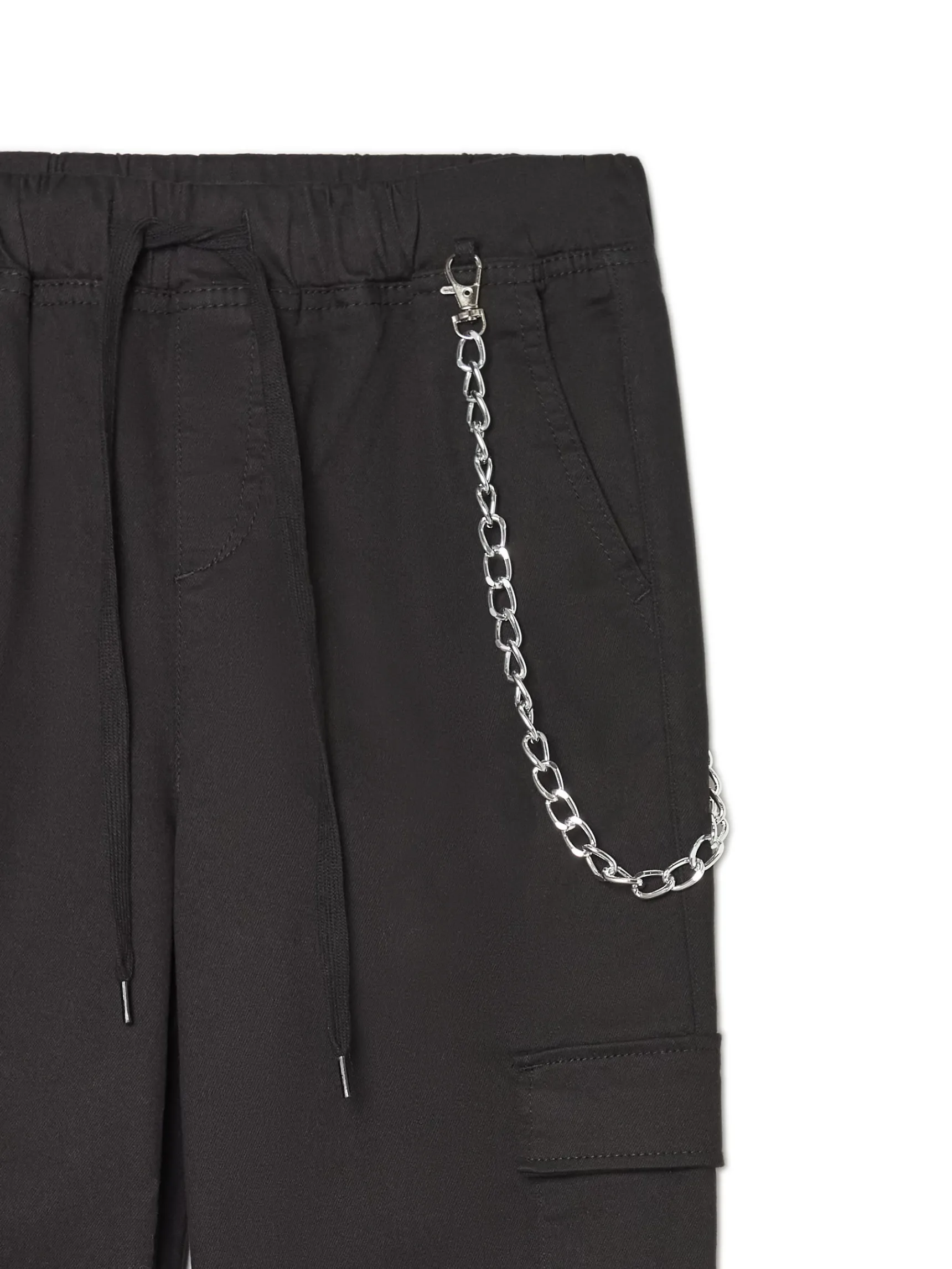 Clearance Cropp Czarne joggery cargo z łańcuchem czarny