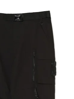 Outlet Cropp Czarne spodnie loose z paskiem czarny