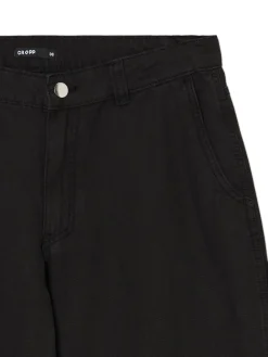 New Cropp Czarne spodnie z wieloma kieszeniami czarny