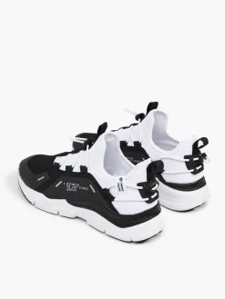 Best Cropp Czarno-białe sneakersy z odblaskowymi detalami biały