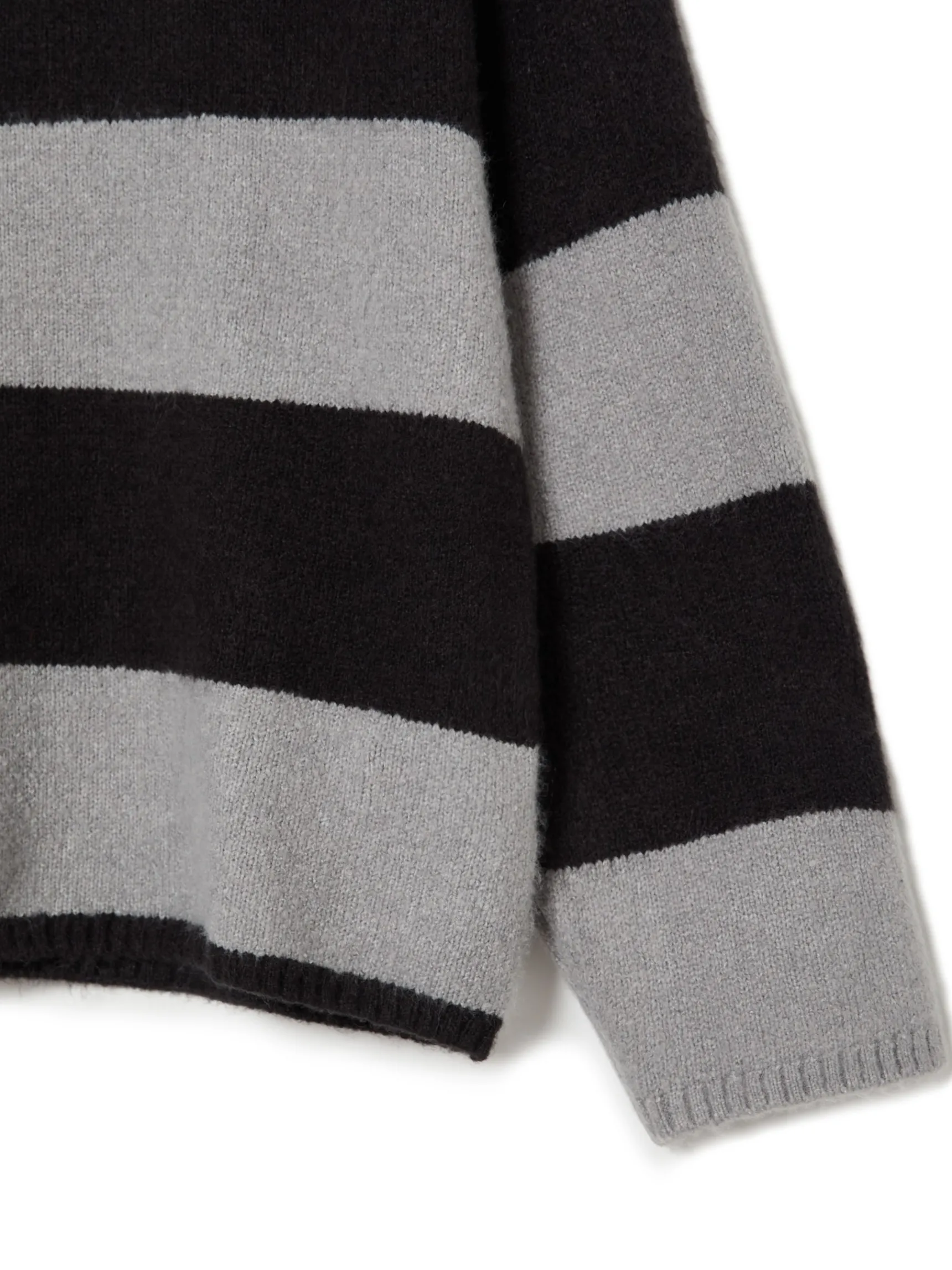 Discount Cropp Czarno-szary sweter w paski czarny