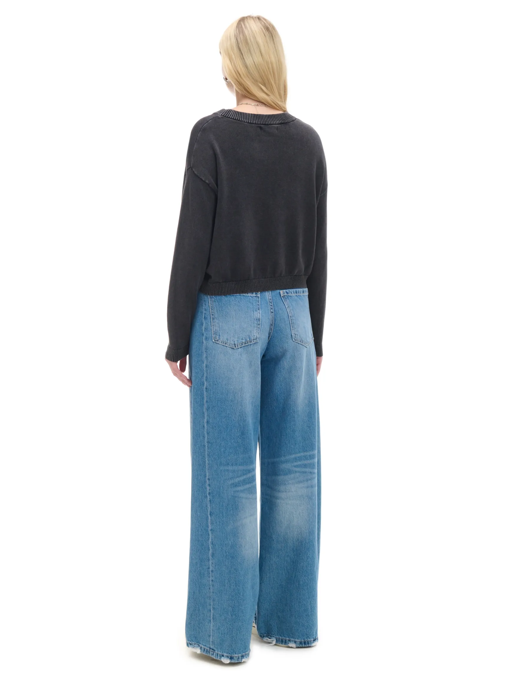 Discount Cropp sweter z efektem sprania czarny