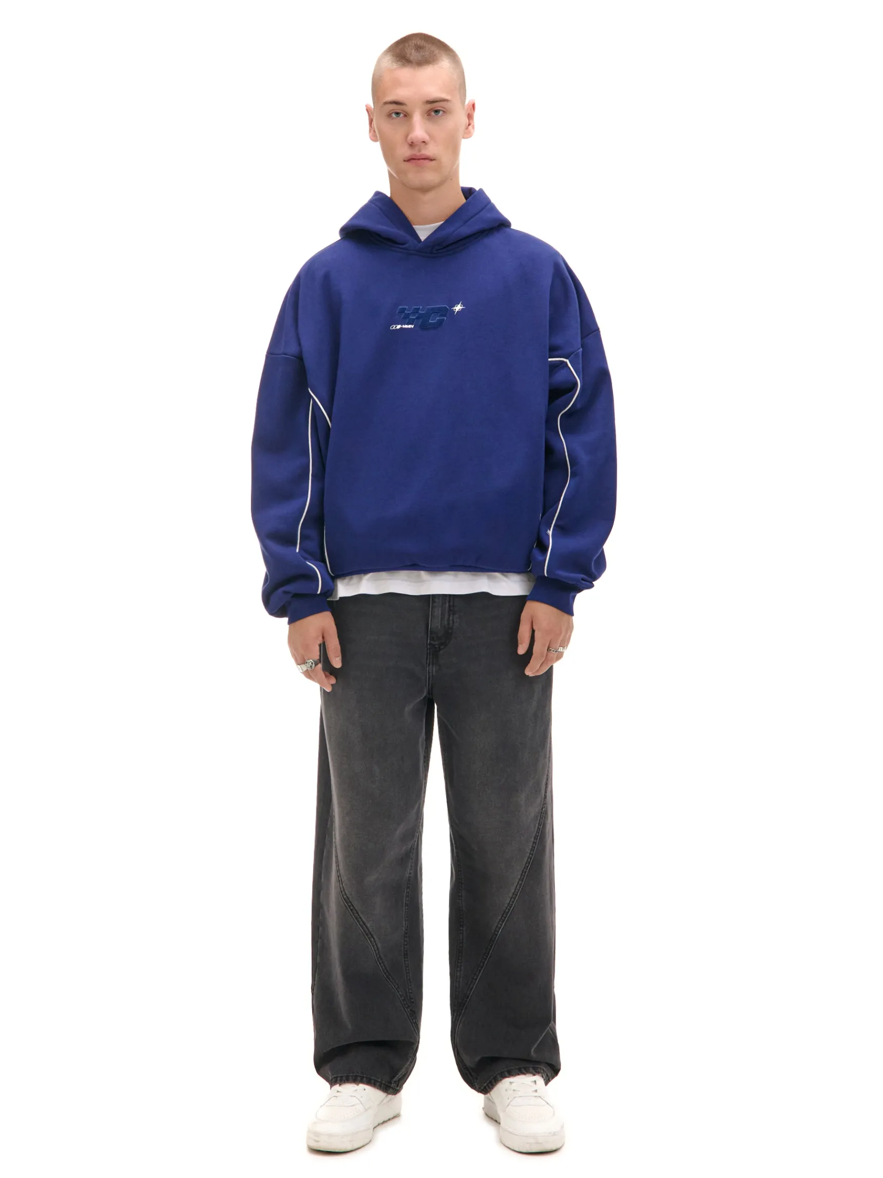 Sale Cropp Granatowa bluza hoodie z naszywkami granatowy