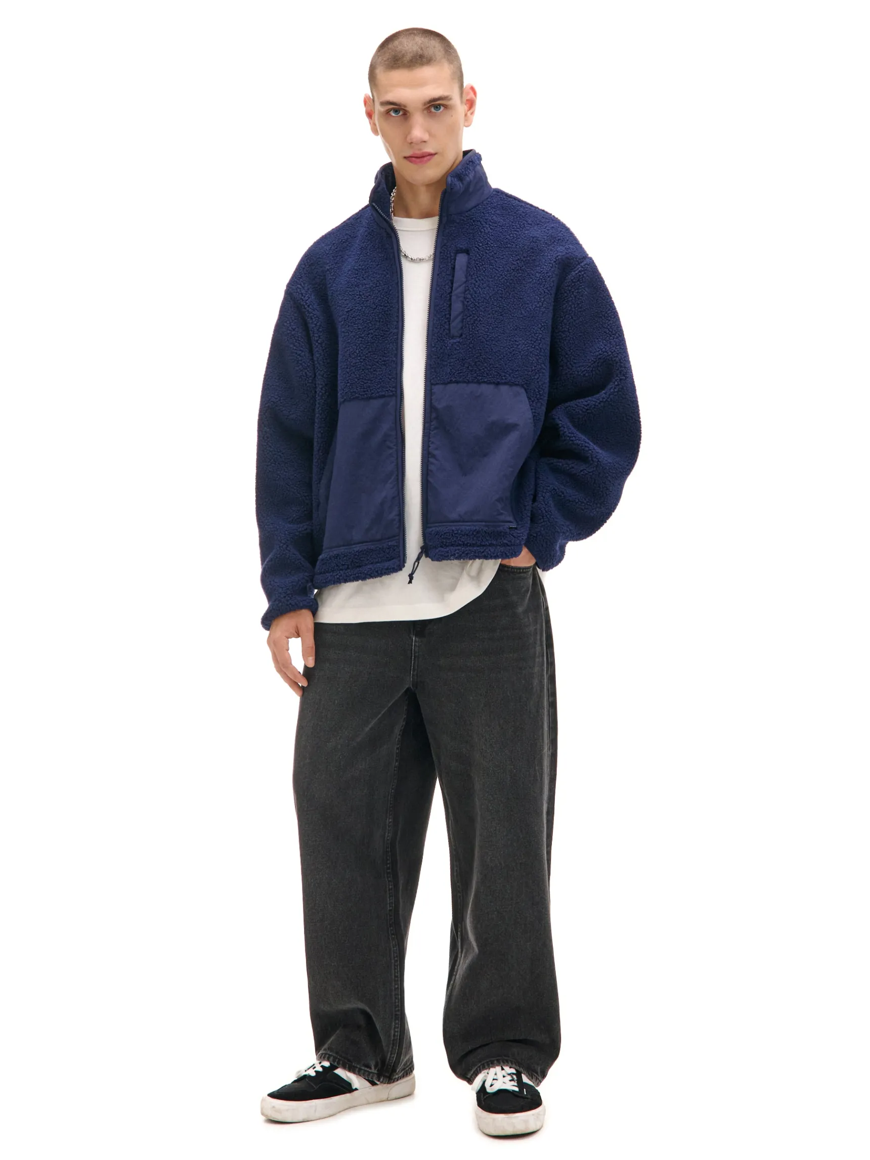 Discount Cropp Granatowa bluza sherpa surowygranatowy