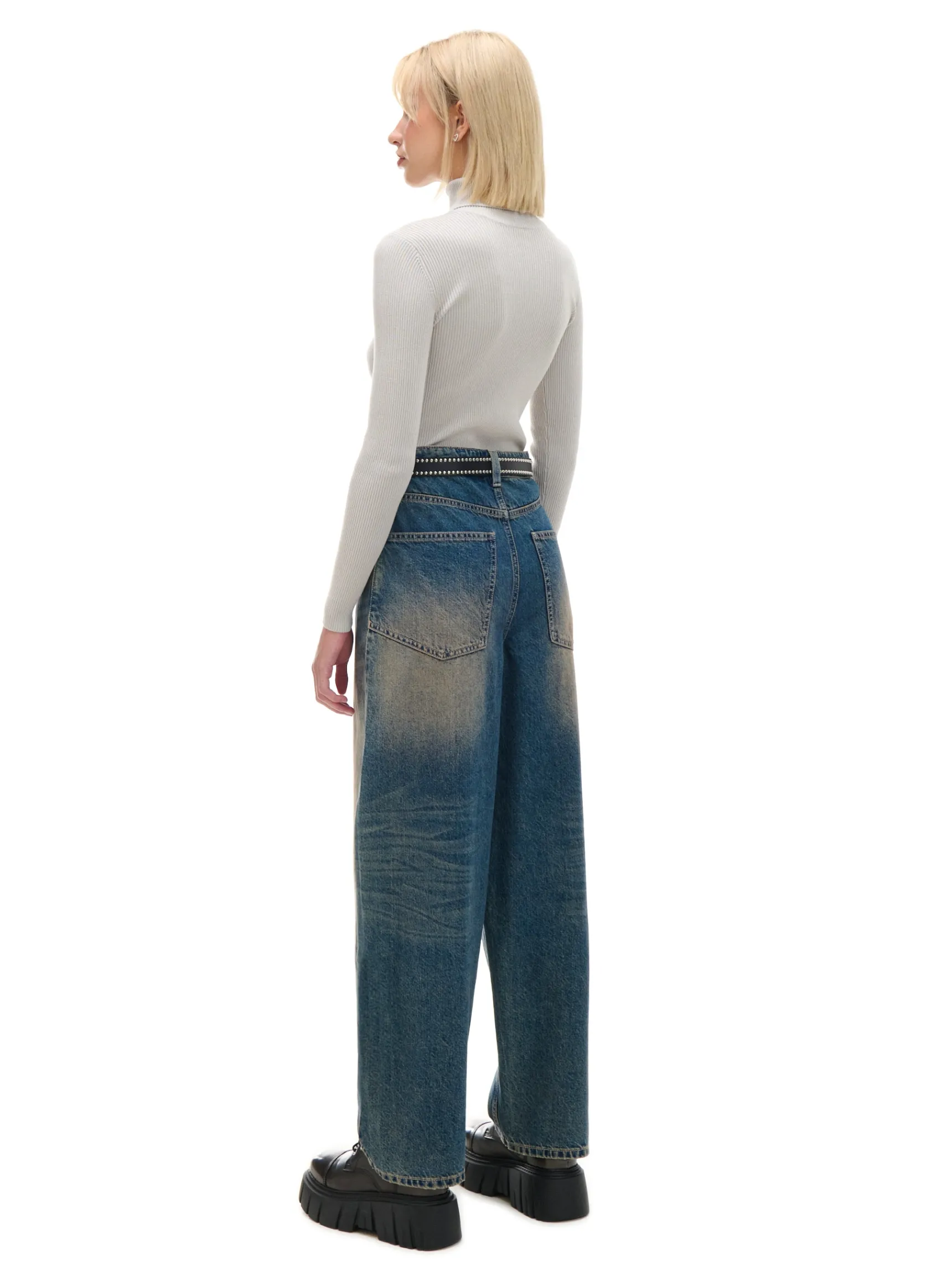 Sale Cropp Granatowe jeansy skater z efektem sprania granatowy