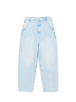 Outlet Cropp Jasne jeansy skater błękitny