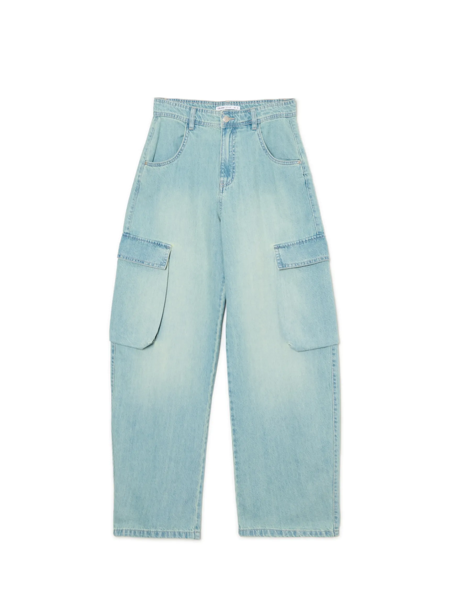 Outlet Cropp Jasne jeansy skater z efektem sprania błękitny