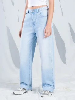 Hot Cropp Jasne jeansy straight z efektem sprania niebieski