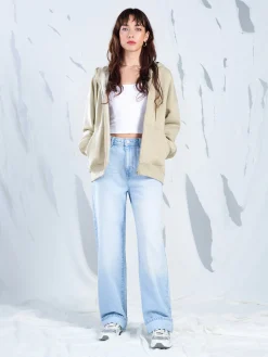 Hot Cropp Jasne jeansy straight z efektem sprania niebieski