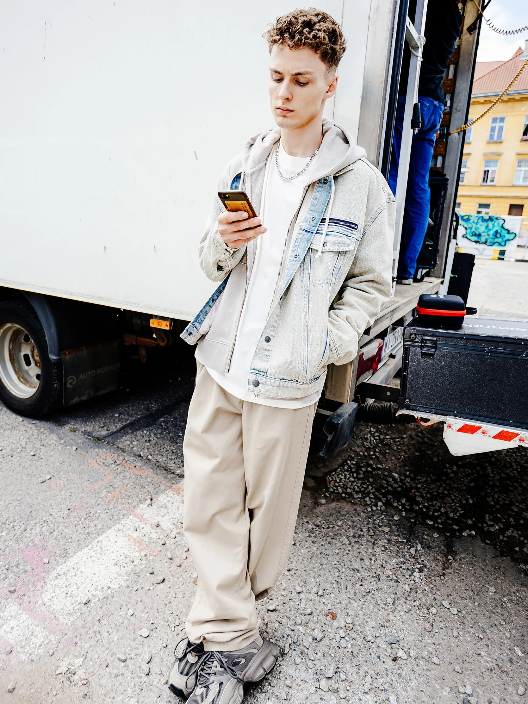 Sale Cropp Jeansowa kurtka katanka oversize jasnyszary
