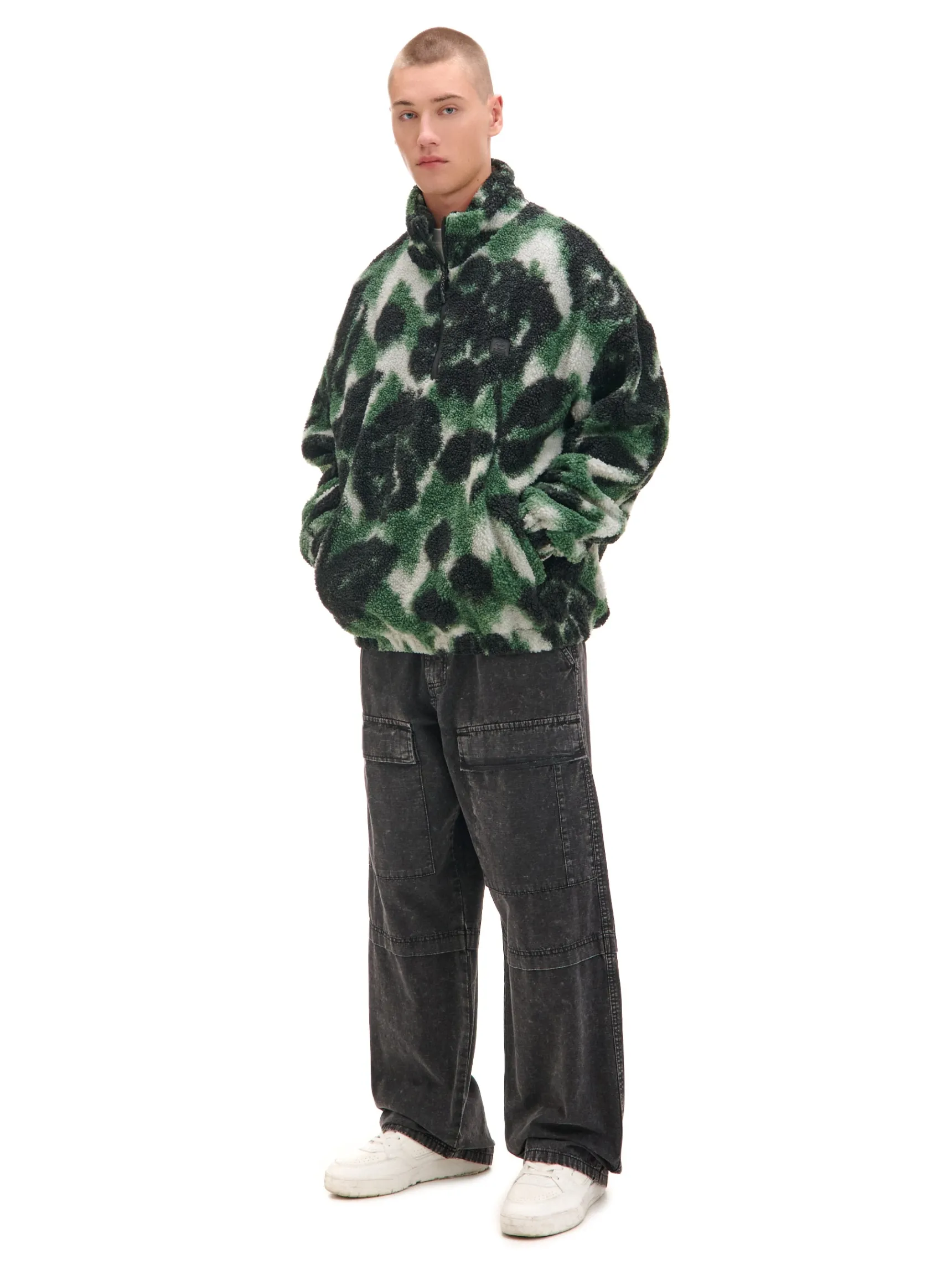 Discount Cropp Jeansy baggy z efektem znoszenia szary