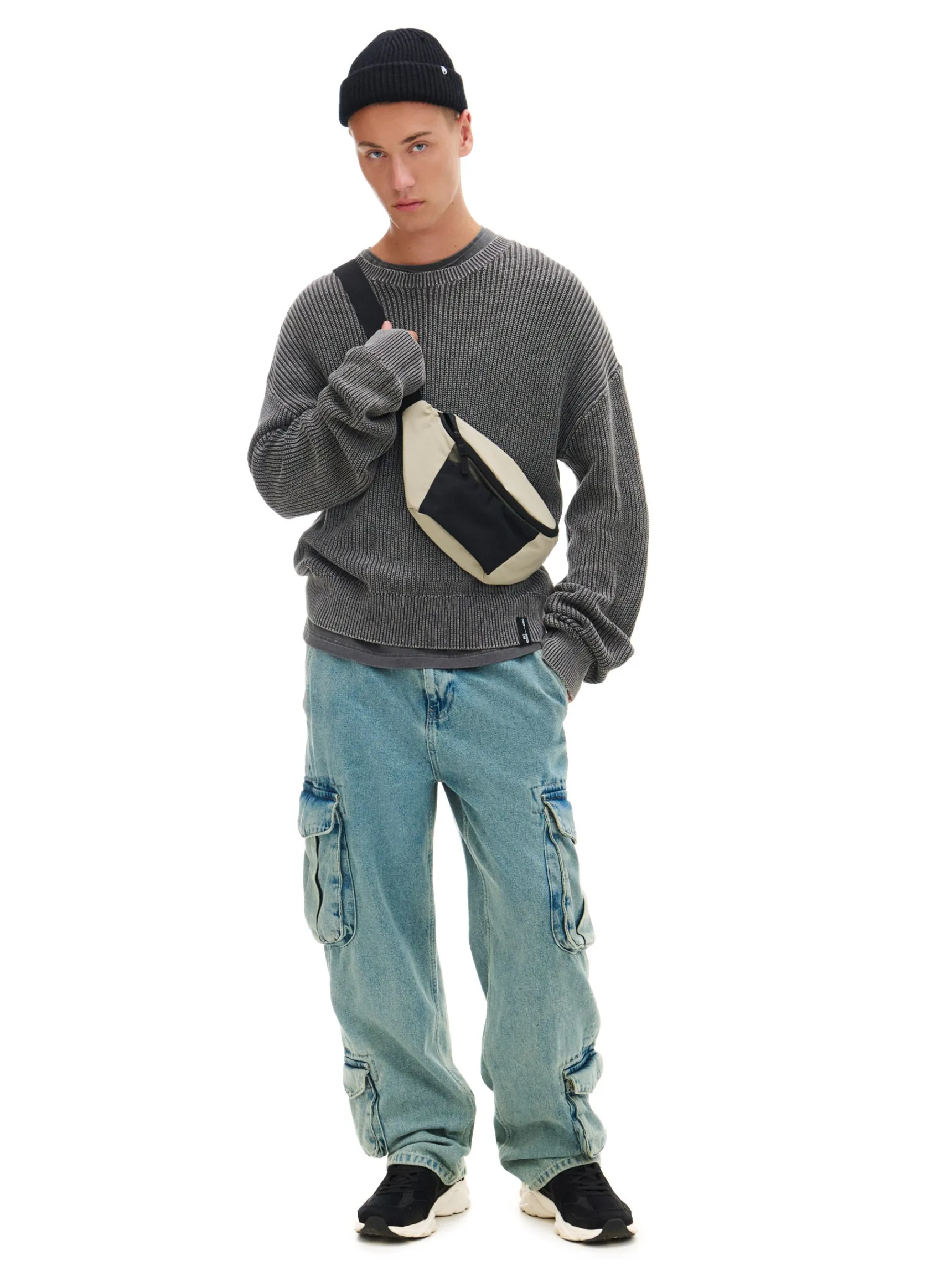 Clearance Cropp Jeansy baggy z kieszeniami cargo niebieski