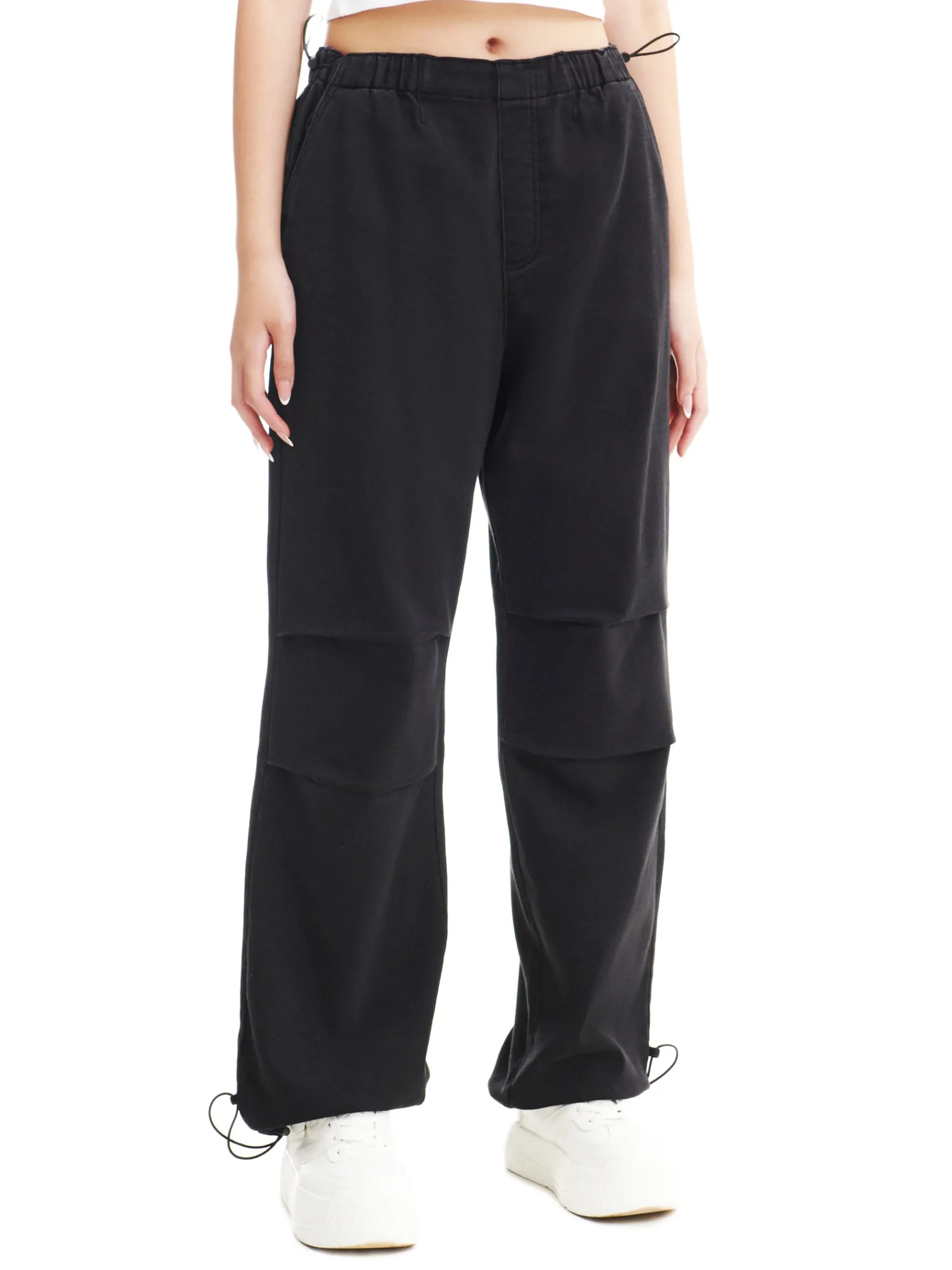 Best Cropp Jeansy parachute czarny